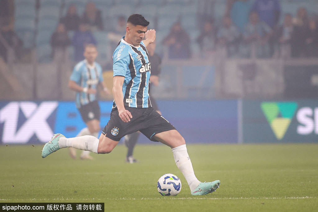 塞维利亚客场梅开二度,逆转波尔图的简单介绍 塞维利亚客场梅开二度,逆转波尔图的简单介绍