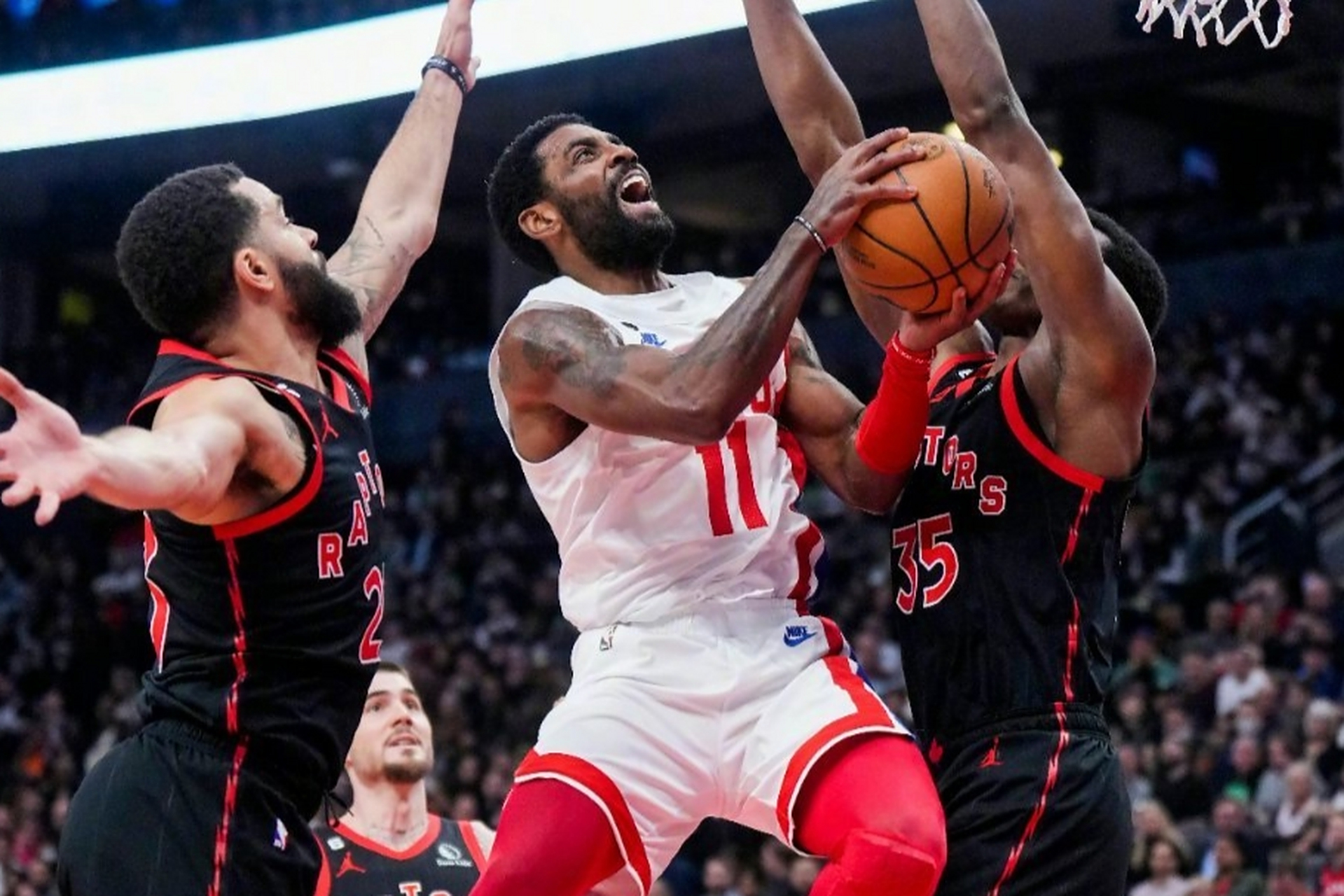 B体育体育直播-步行者负于篮网，沃伦23分无用的简单介绍