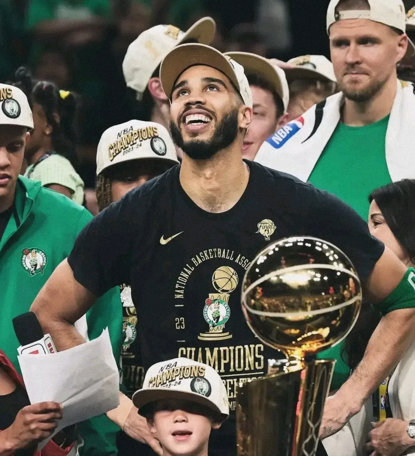 凯尔特人击败篮网,豪取三连胜 凯尔特人击败篮网,豪取三连胜