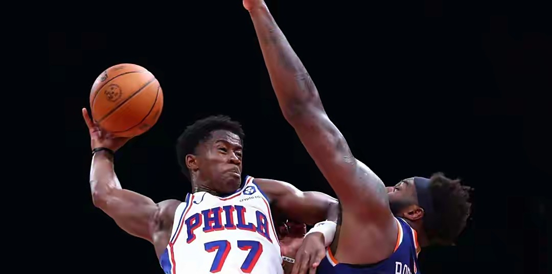 B体育体育登录入口-人主场告捷，恩比德再次砍下+得分