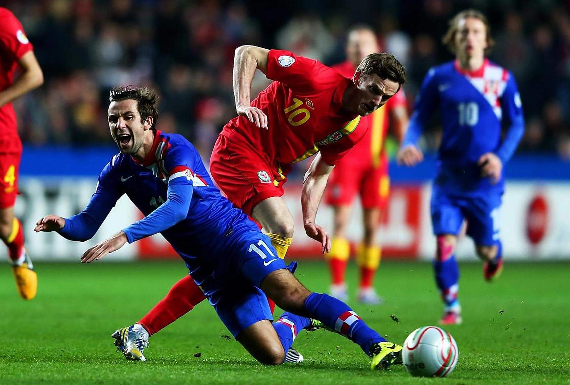 英格兰迎战克罗地亚:欧预赛关键之战的简单介绍 英格兰迎战克罗地亚:欧预赛关键之战的简单介绍