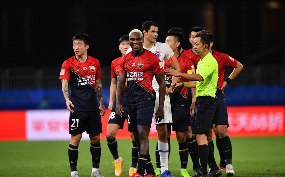 B体育体育教练-广东日之泉连续不败，稳固中超积分榜位置的简单介绍