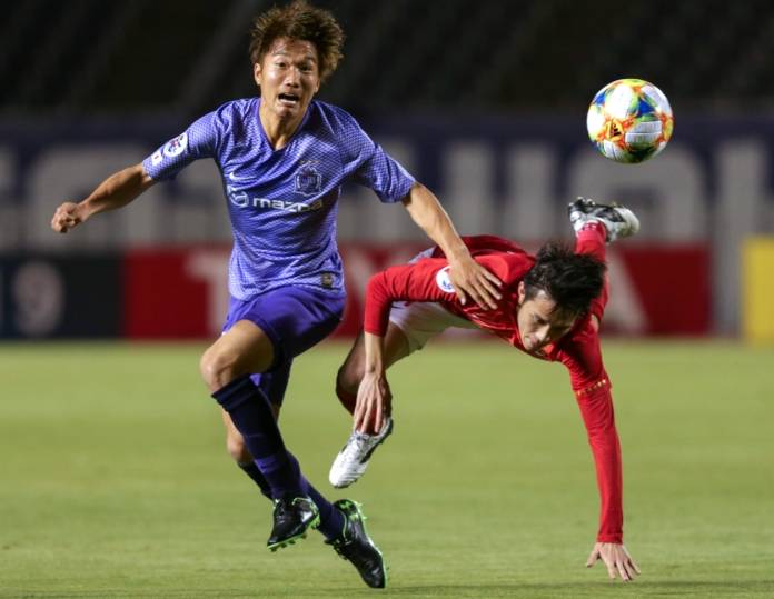 B体育体育入口-广岛三箭战胜对手，晋级下一轮比赛